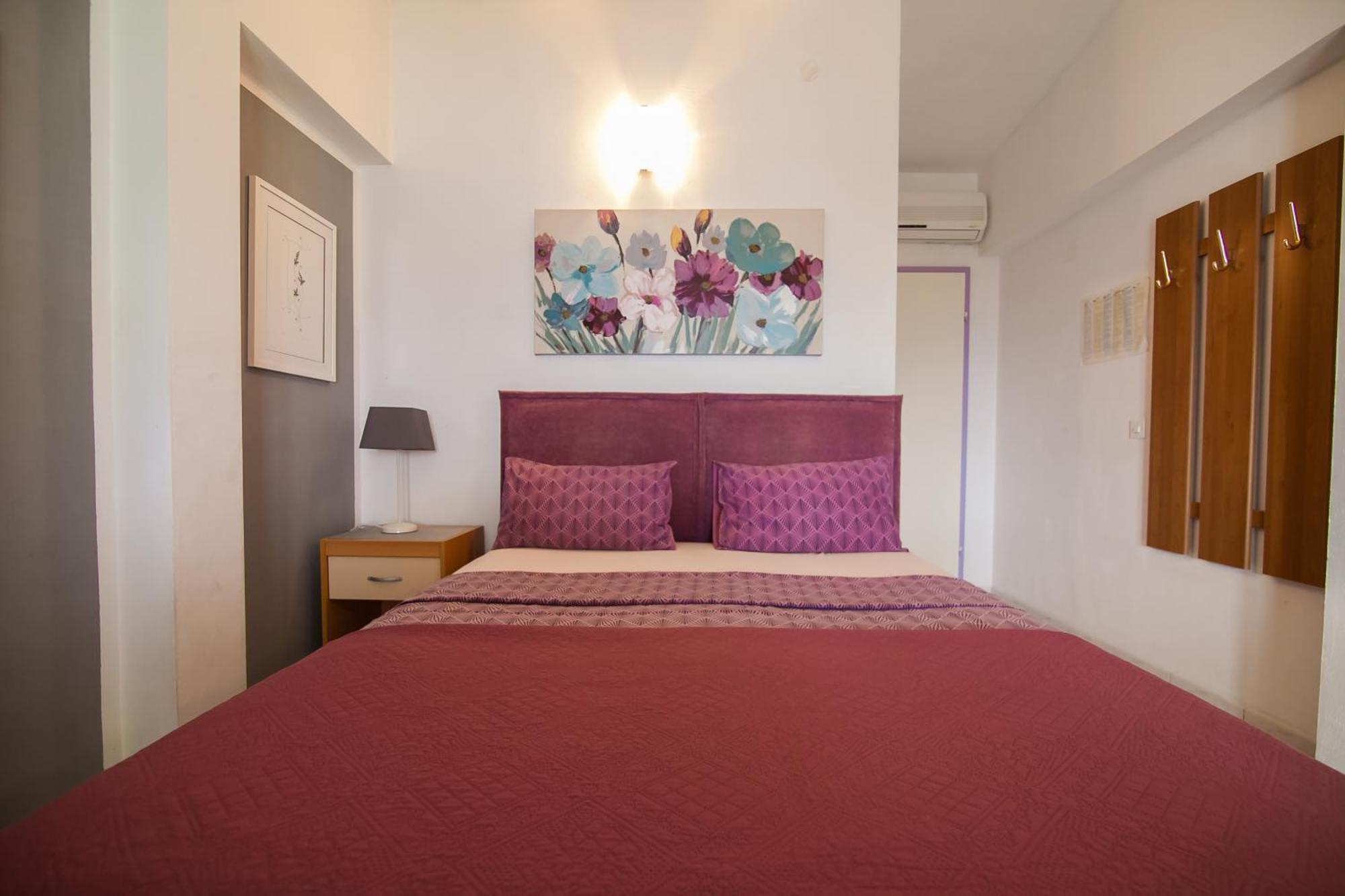 Apartments Paula Бол Екстер'єр фото